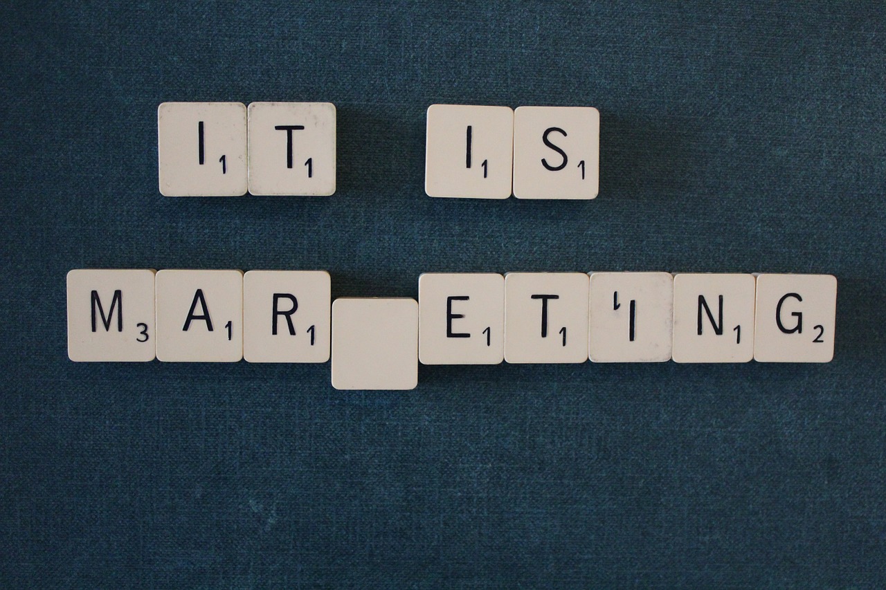Marketing je len jeden. A aj preto dáva prepojenie tradičného marketingu s digitálom zmysel.